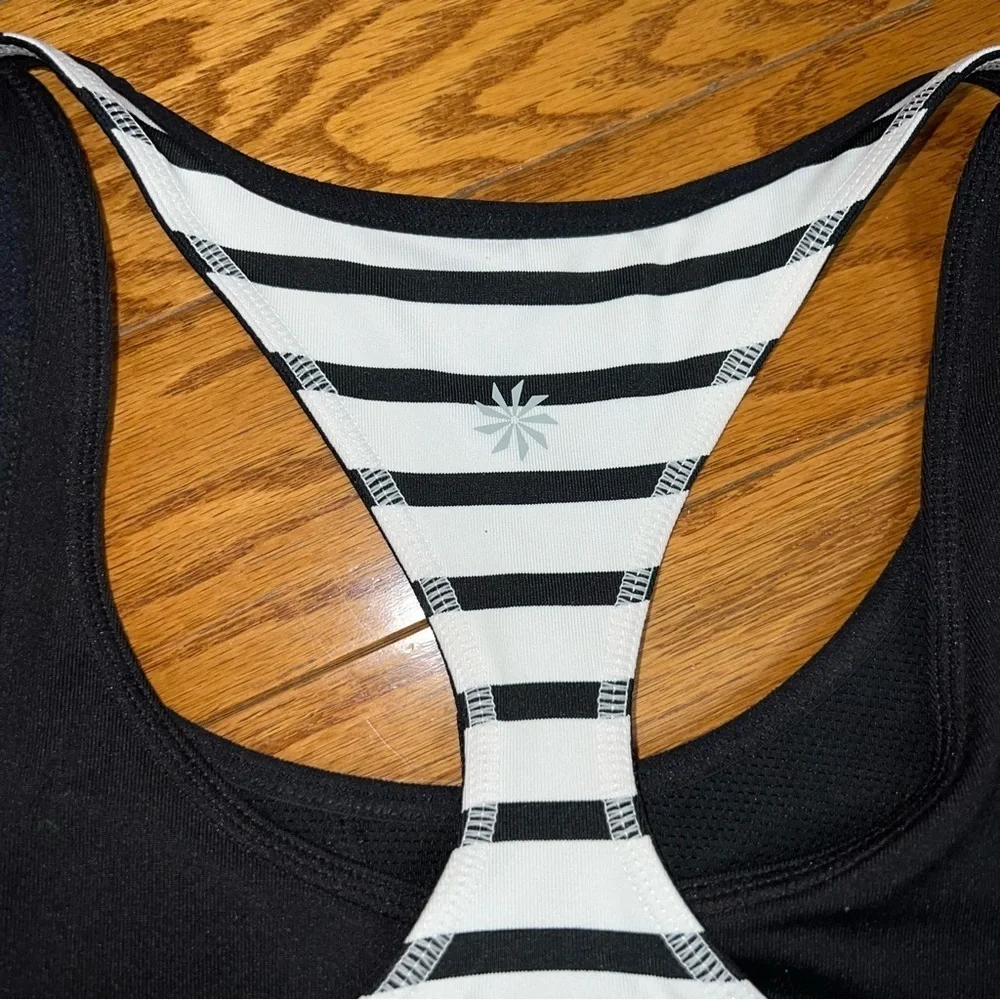 Athleta Triple Dare Black and White Striped Racerback Sports Bra Size Small